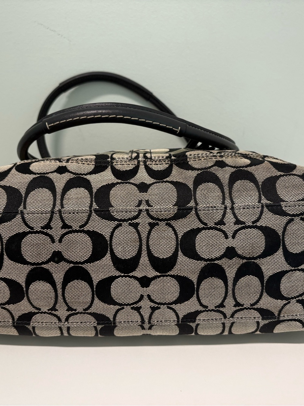 Coach F15665 Hamptons Signature Carryall Tote - Gem